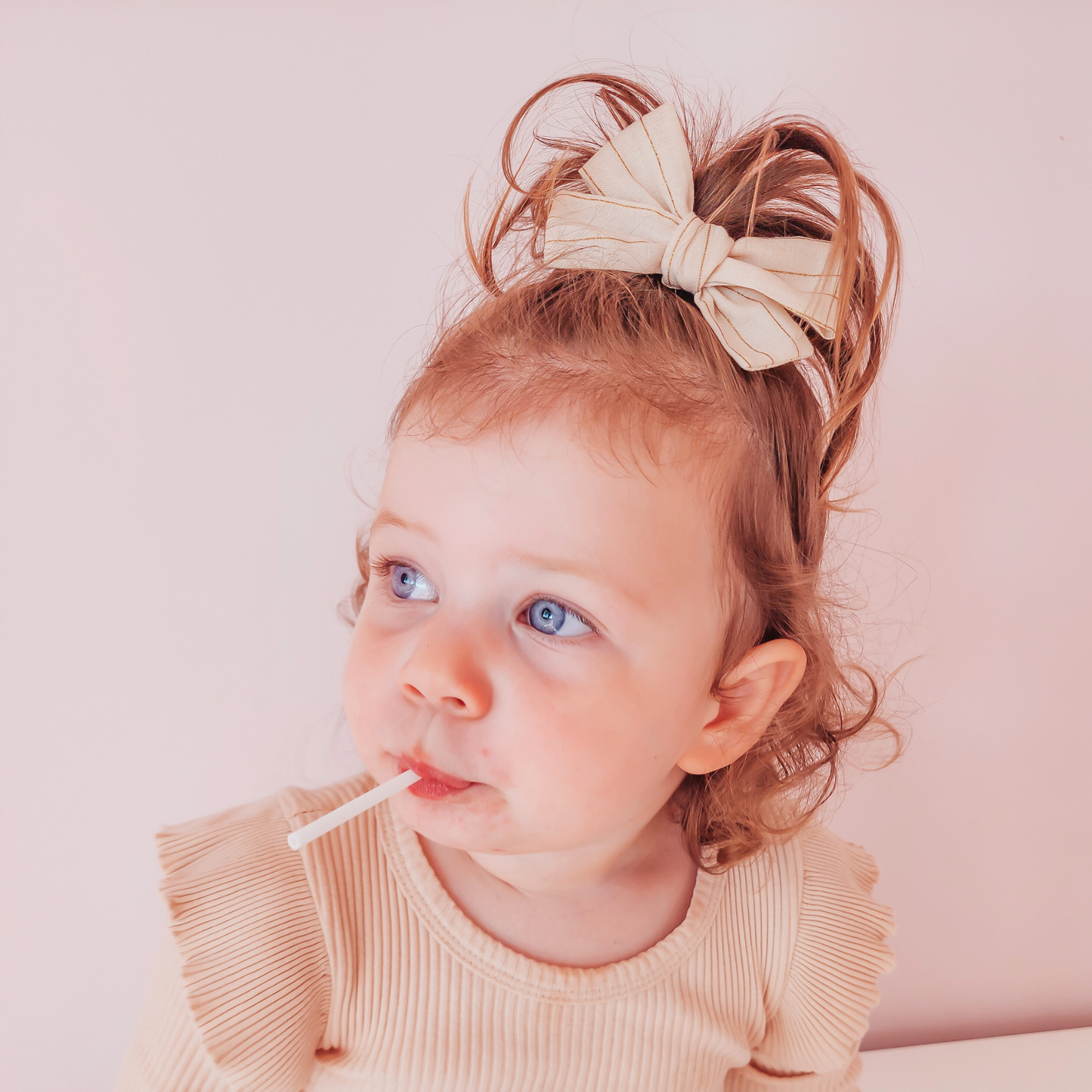 Creamy Linen Hair Bow