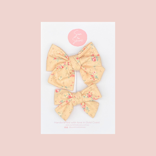 Peachy Hair Bow